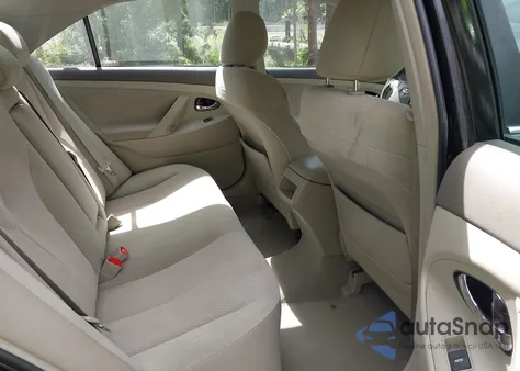 2011 Toyota Camry Le z USA, uszkodzony, nr VIN 4T1BF3EK0BU763405